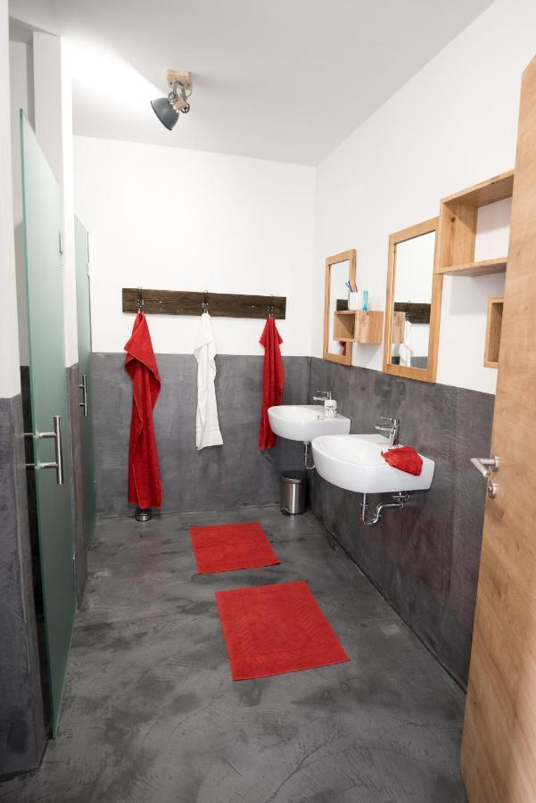 Hostal Hisa Sonca Toti Breg Svecina Exterior foto